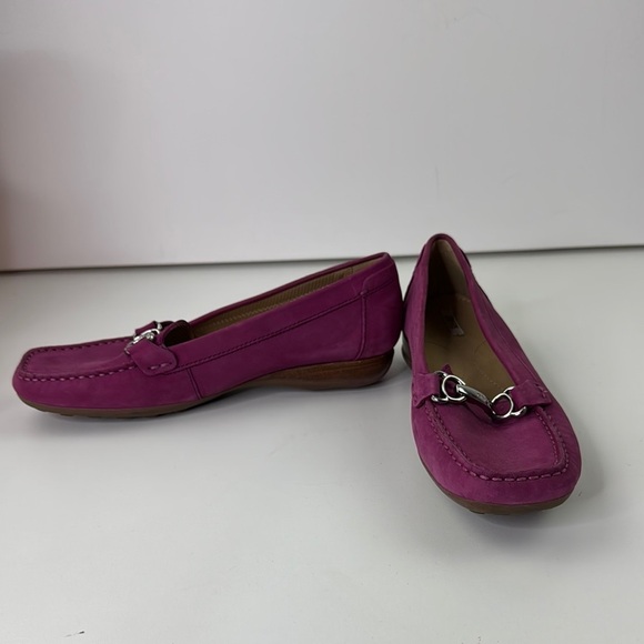 Geox Pink Slip On Loafers with Silver Buckle size 37 ½ - Picture 3 of 11